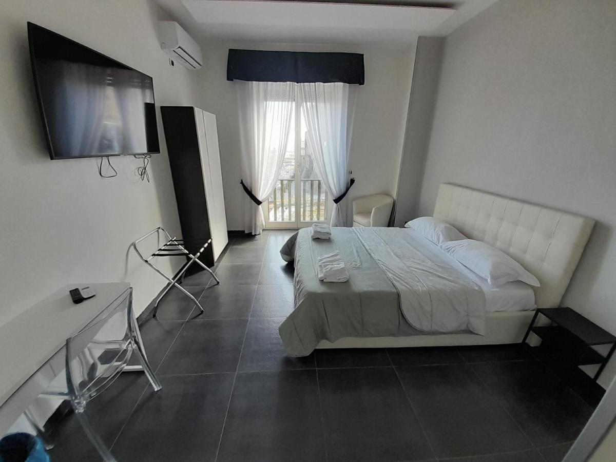 Tiffany & Babylon Luxury Stay Napoli Esterno foto