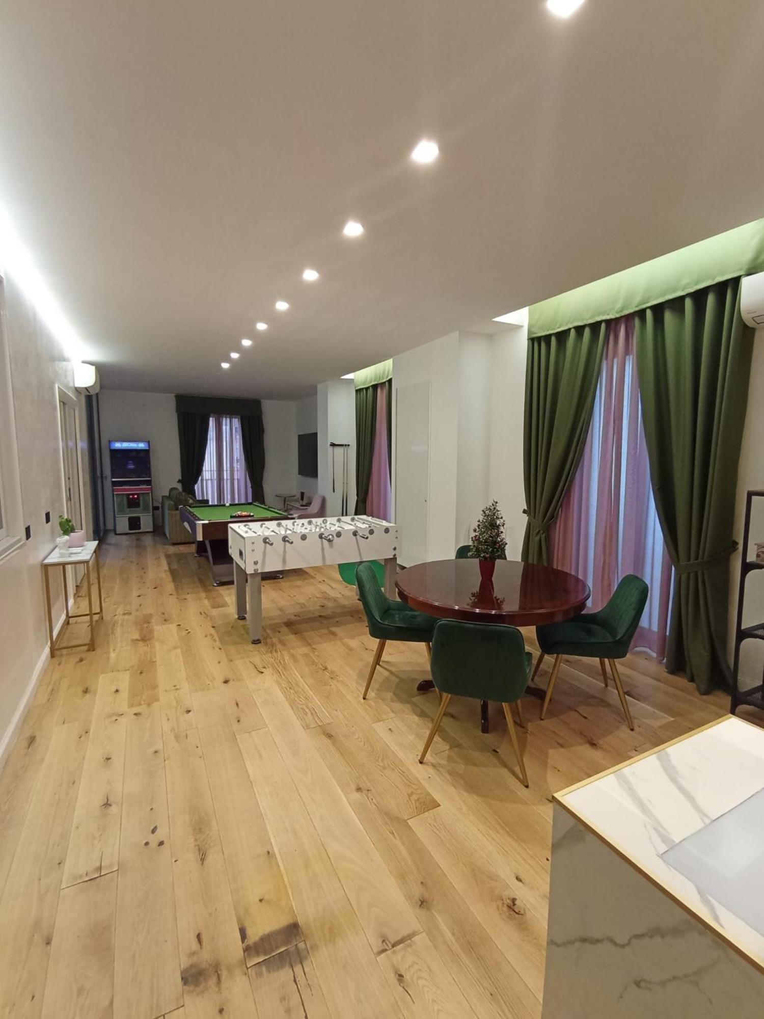 Tiffany & Babylon Luxury Stay Napoli Esterno foto