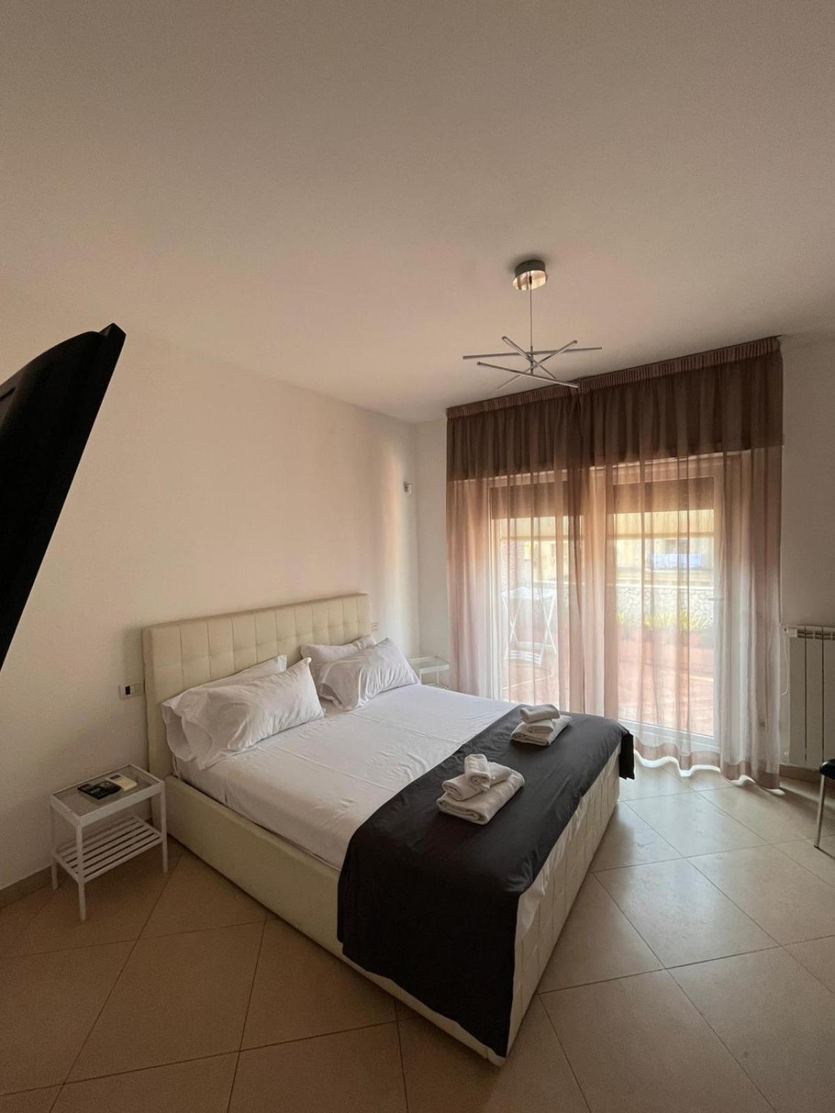 Tiffany & Babylon Luxury Stay Napoli Esterno foto