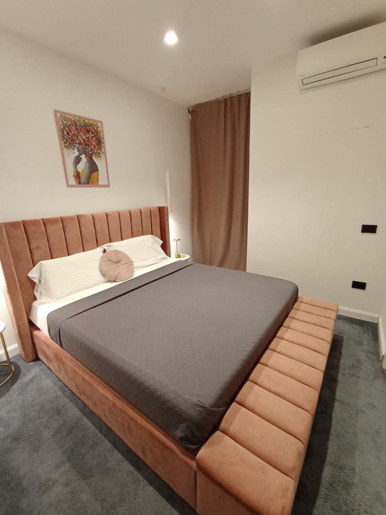 Tiffany & Babylon Luxury Stay Napoli Esterno foto