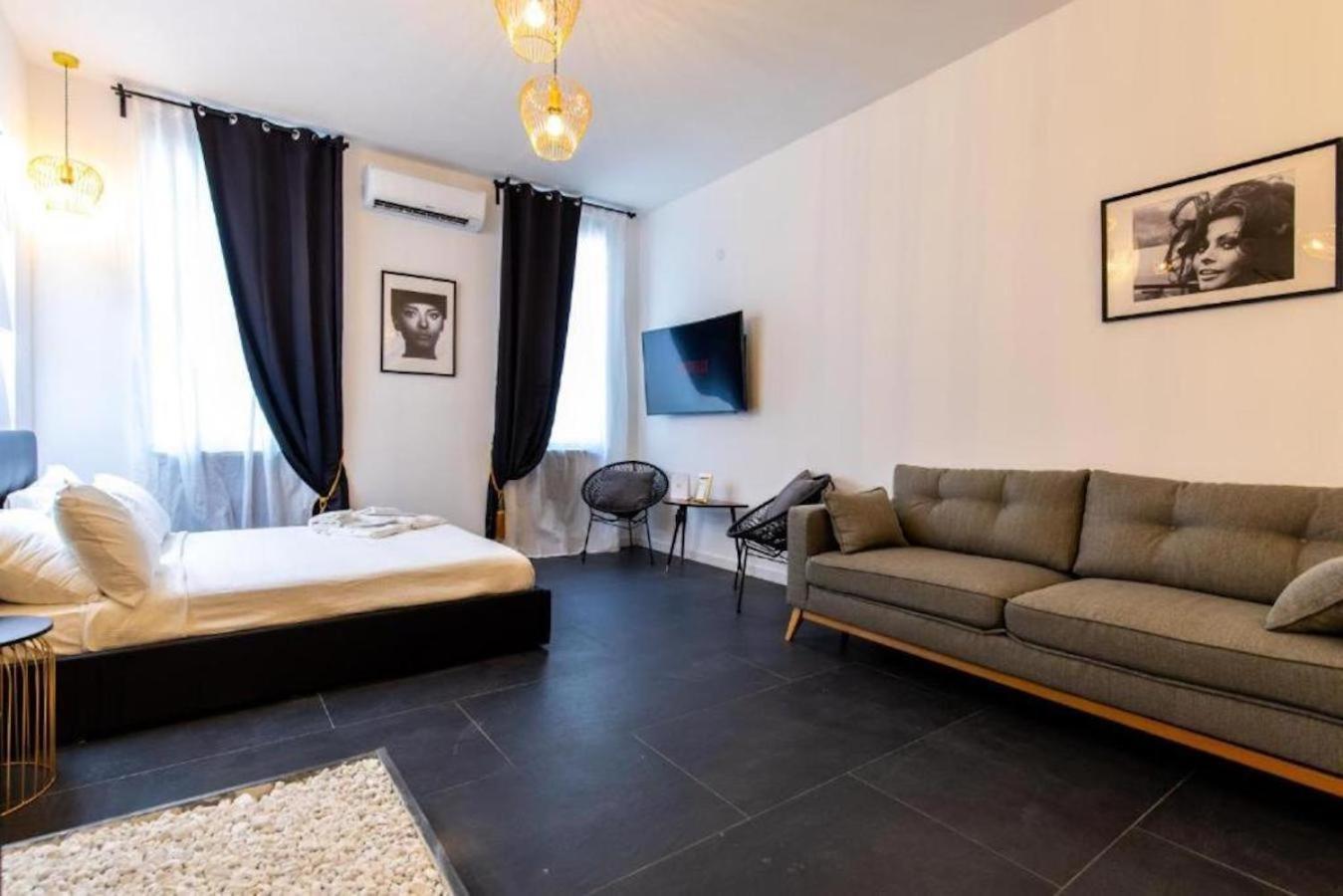 Tiffany & Babylon Luxury Stay Napoli Esterno foto