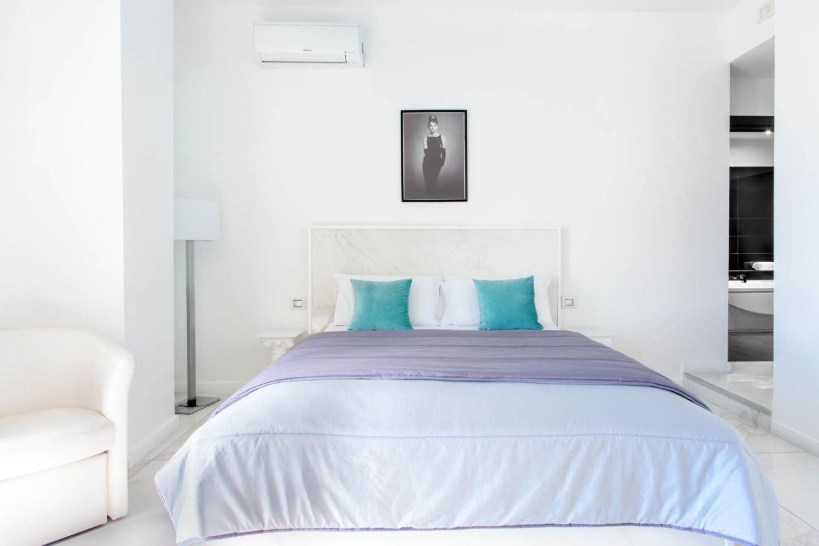 Tiffany & Babylon Luxury Stay Napoli Esterno foto