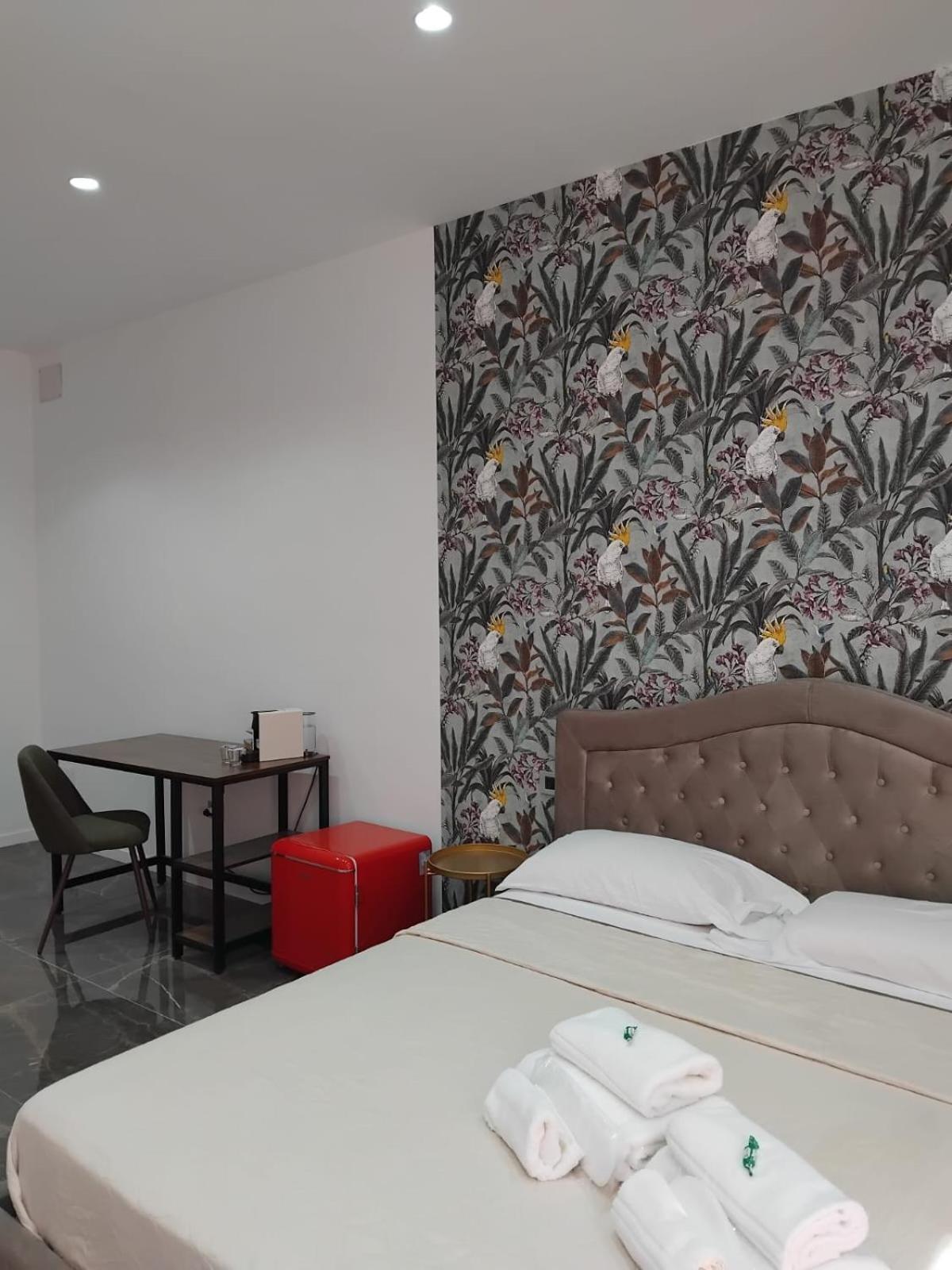 Tiffany & Babylon Luxury Stay Napoli Esterno foto