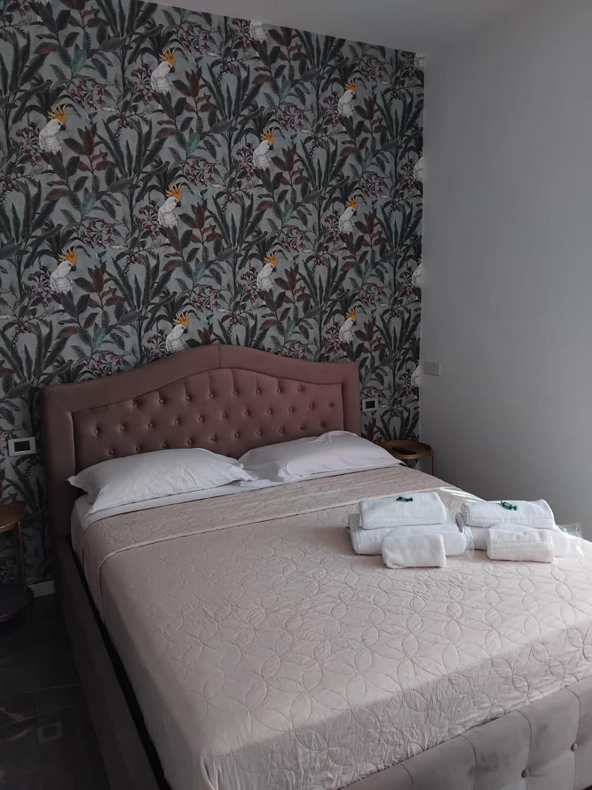 Tiffany & Babylon Luxury Stay Napoli Esterno foto